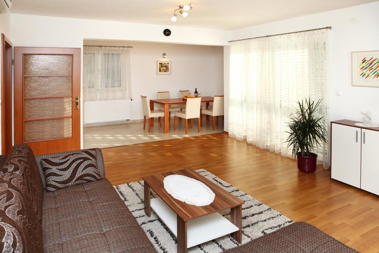 טרוגיר Apartment Matea מראה חיצוני תמונה